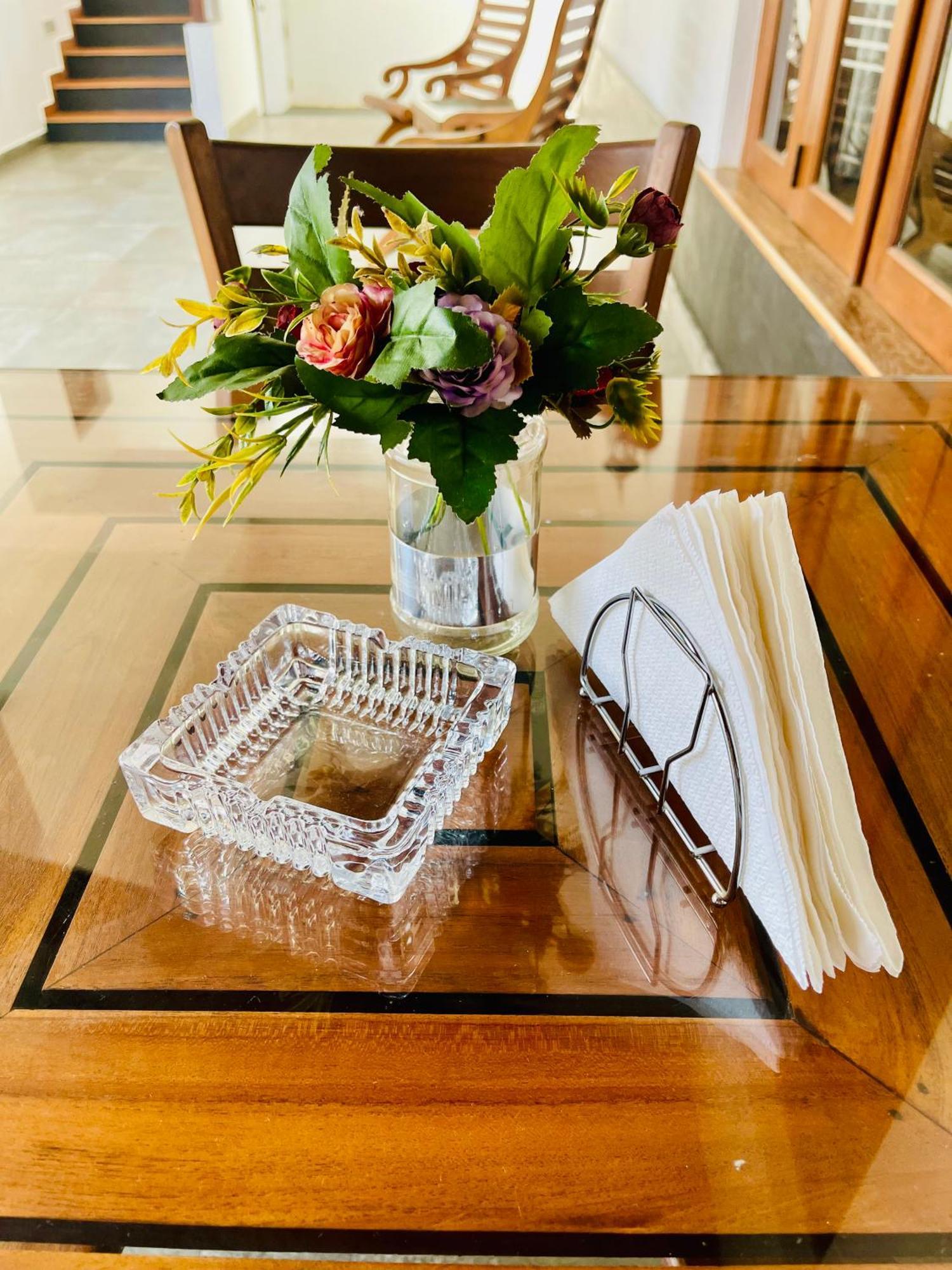 Sand & Surf Guest House 尼甘布 外观 照片