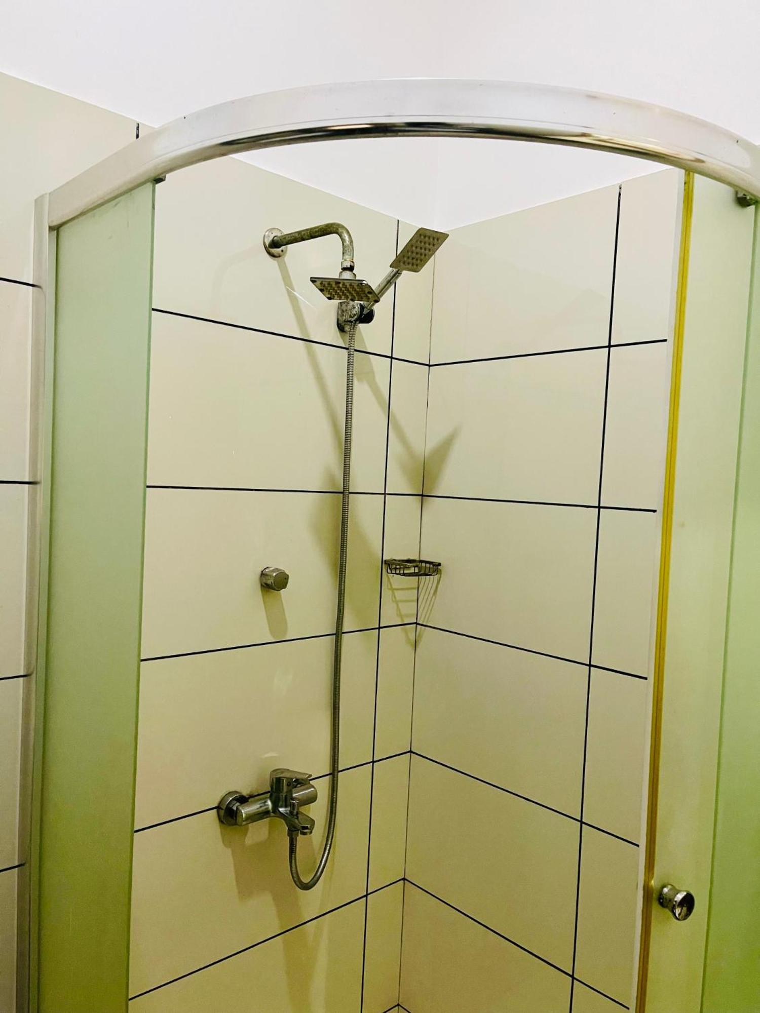 Sand & Surf Guest House 尼甘布 外观 照片